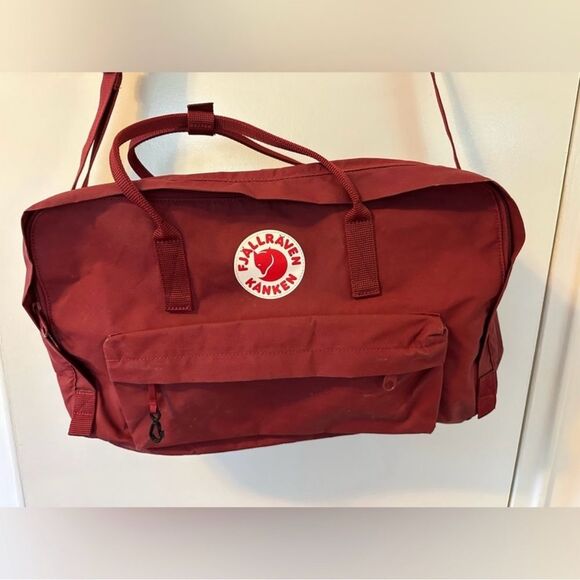 Fjallraven Kanken Weekender Ox Blood Red - Picture 3 of 10